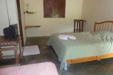 Pansiyon Pousada Chalés Do Lago