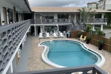 هتل آپارتمان Ocean Villas Of Deerfield