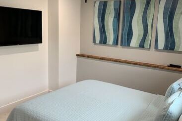 מלון דירות Ocean Villas Of Deerfield