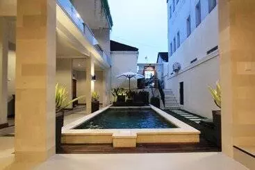 Pansiyon Tom Guest House