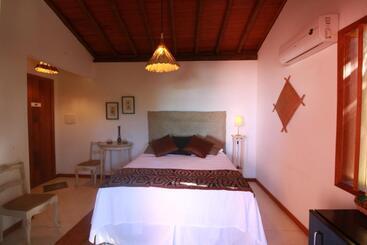 Schronisko Casa Valentine Pousada Itacaré