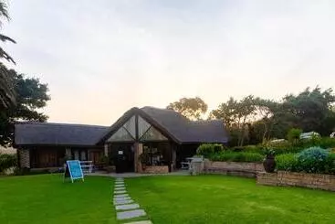Pension Dutton's Cove Guest House