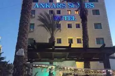 ホテル Ankars Suites &