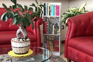 هتل آپارتمان Residence Carla