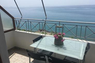 펜션 Qeparo Antonio Rooms