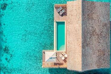 استراحتگاه Kudadoo Maldives Private Island – Luxury All Inclusive