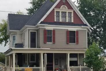 مبيت وإفطار The Katherine Holle House