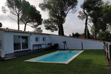 Апарт-отель Cala Castell Suites