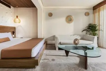 So White Beach Resort