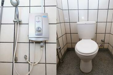 Hotell Oyo 1028 15 Avenue Inn