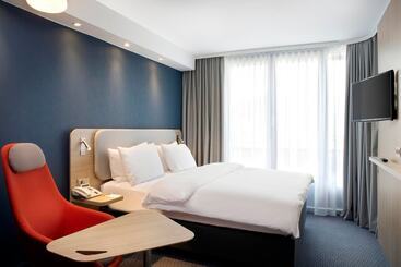 ホテル Holiday Inn Express   Regensburg, An Ihg