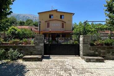 Pensão Joan Guesthouse