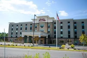 Hotelli Hampton Inn & Suites Lenoir