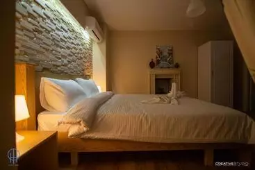 Otel Trako`s Home