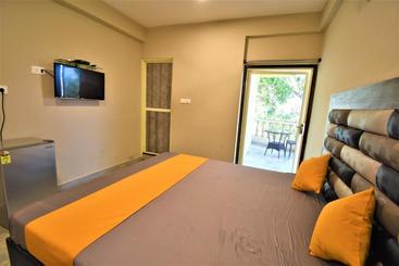 Отель Casa Da Village Calangute Goa