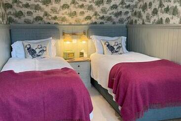 בית מלון כפרי Scourie