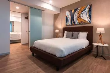 アパートホテル Bee Suites Curridabat