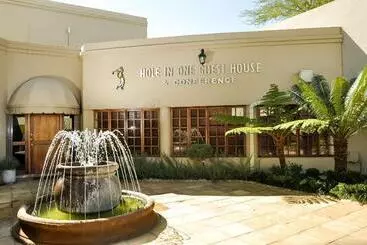 Hotel Hole In One