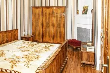 Bed and Breakfast Daraselia61