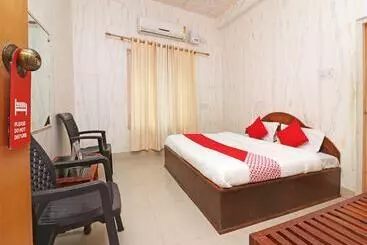 Hotel Oyo 27935 Riverview Resort