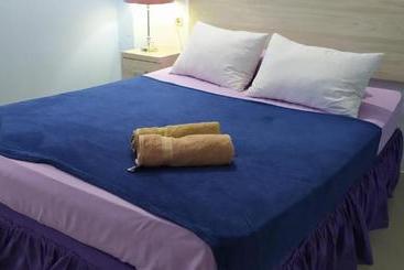 پانسیون Reddoorz Near Taman Murjani