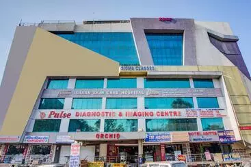 Oyo 7239 Hotel Aditya