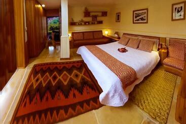 Bed and Breakfast Finca Petrona