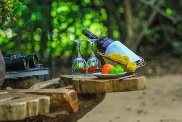 هتل The Campers Lodge Yala