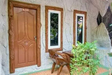 Hotel Suwanna Riverside