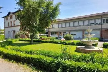 Hotelli Centre Louis Ormières