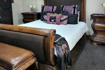 Hotel Excalibur Boutique