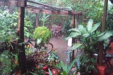 هاستل Hostal Villa Cecilia