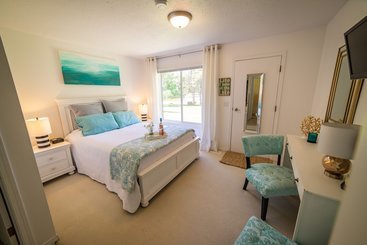 Hotel Lakeshore Boutique Inn Inc