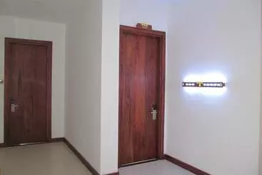 هتل Khách Sạn Hiệp Yến