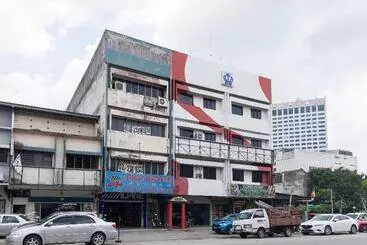 Oyo 472 Comfort Hotel 1