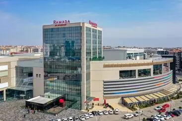 Hotelli Ramada By Wyndham Diyarbakir