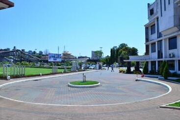 Szálloda Merlin International