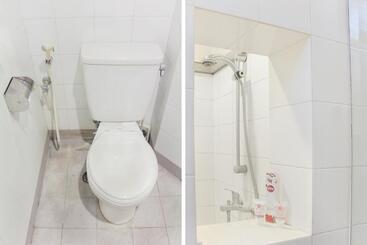 Otel Oyo 123 Puri Lotus