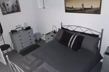 Bed and Breakfast Woodmeads