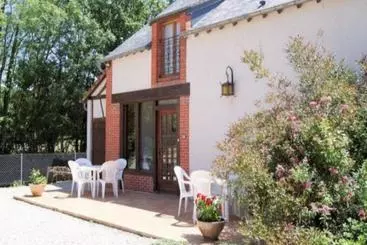 Nocleg ze śniadaniem Le Lac Aux Fées