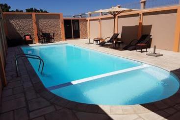 Отель Select Hôtel