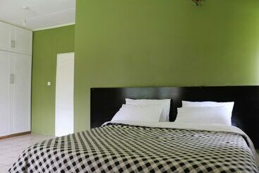 پانسیون 43 House