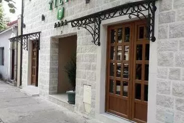 پانسیون Tilia