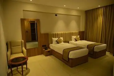 Hotel Bhavanis Vista By Icon