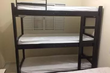 Majatalo Casa Familiar Em Campinas Com 2 Quartos, 1 Banheiro, 1 Vaga Para Carro