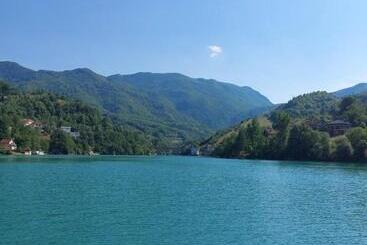 ペンション Lakeview Rest Home