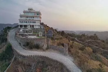 Hotel Fateh Safari Suites By Fateh Collection