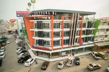 Hotel Vatchara Northgate