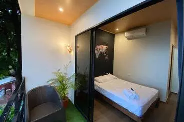 پانسیون Captain Morgan Hostel Lake Coatepeque