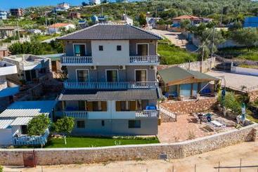 بنسيون Villa Diamond